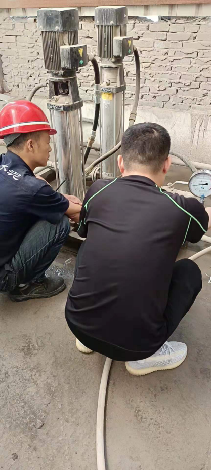 檢測水泵情況